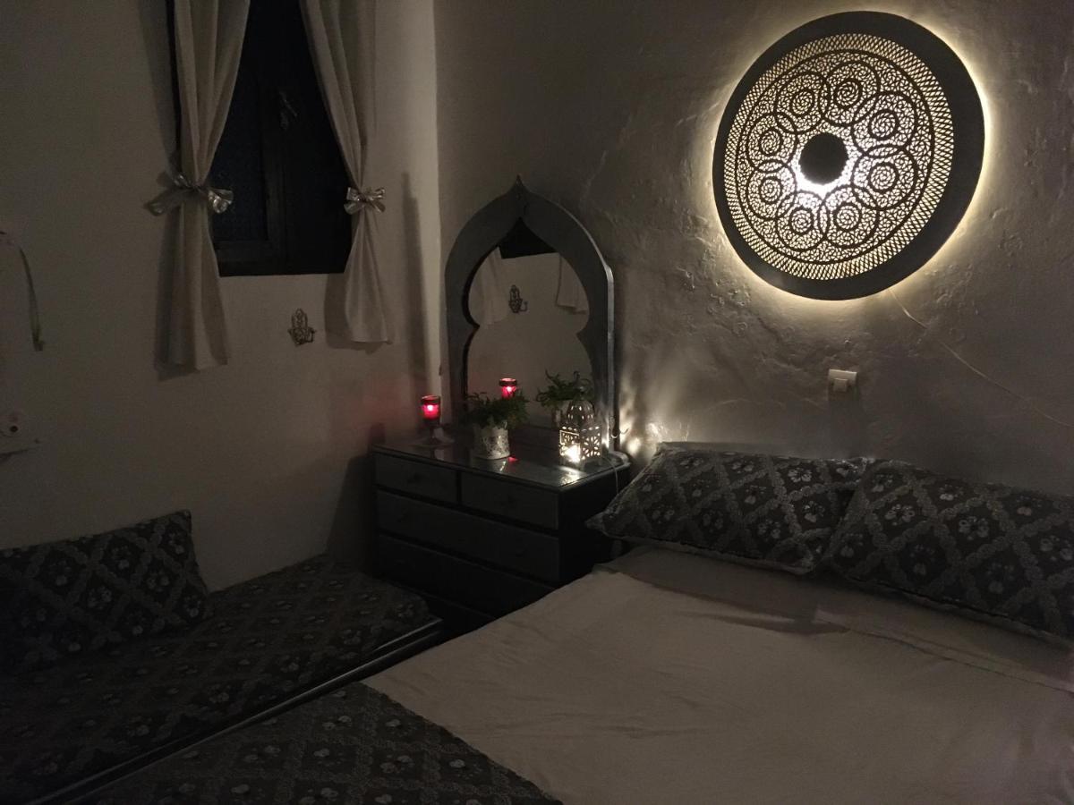 Hathor ,Casa Marroqui Con Dos Terrazas En La Medina Antigua , Ideal Parejas!! Wifi!! Asilah Exterior foto